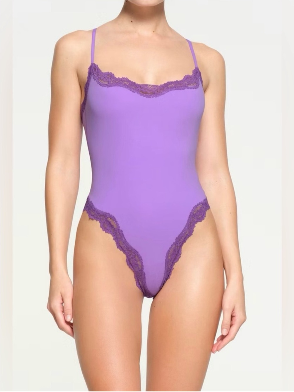 SKIMS NWOT Fits Everybody Lace Cami Bodysuit - Ultra Violet
